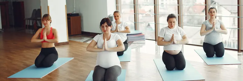 Aula de Prenatal Yoga com Carlotta, Ericeira, Portugal