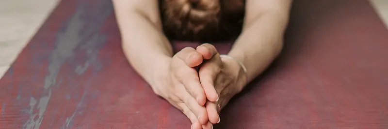 Rise & Flow / Hatha flow Yoga by Johanna, Online