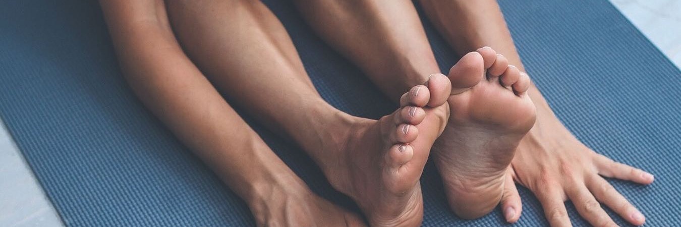 Ashtanga Essentials Class by Francisca Schouten, Trafaria, Costa da Caparica, Portugal
