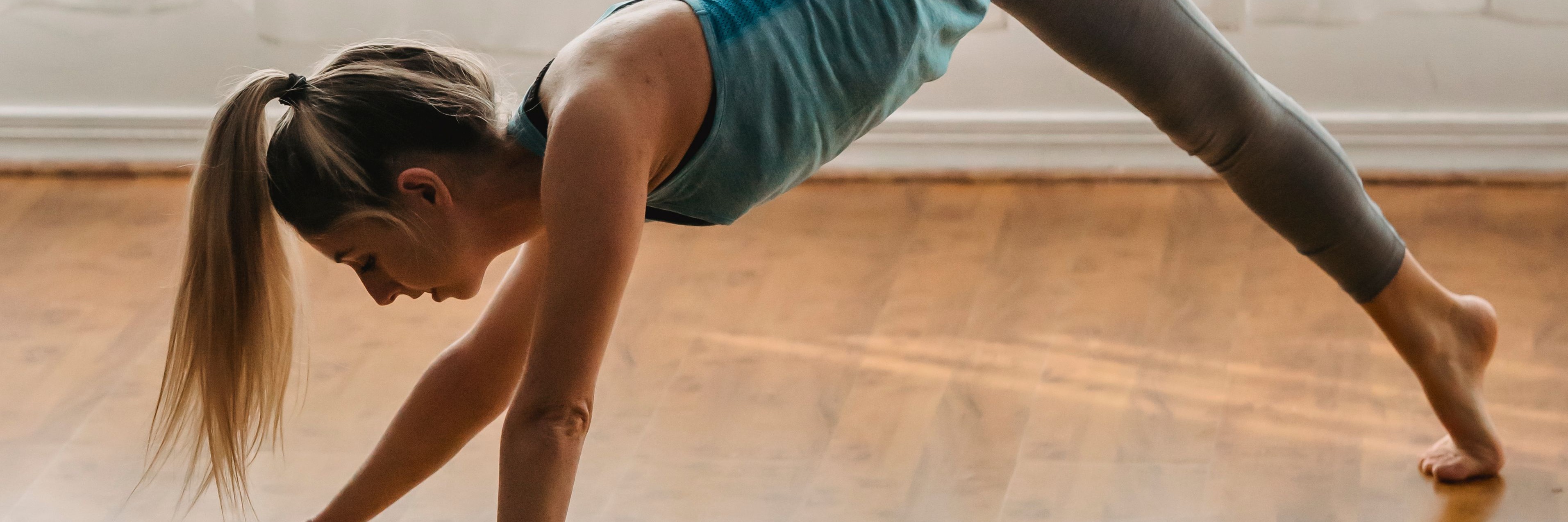 Aula de Hatha Vinyasa com Ana, Oeiras, Portugal
