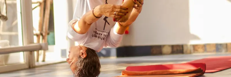 Aula de Aerial Yoga com Rita, Setubal, Portugal