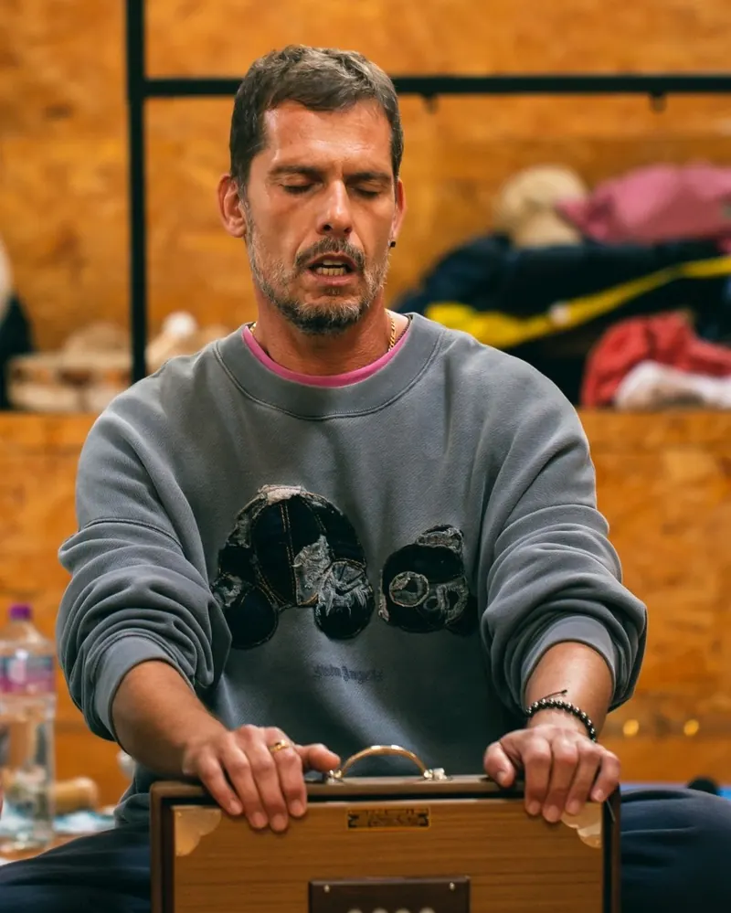 Michael  Gomes, Sound Healing Meditation, Lisbon, Portugal
